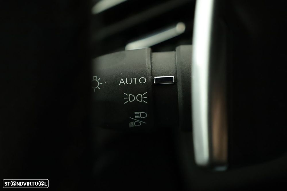 Peugeot 3008 1.2 PureTech GT EAT8 - 15