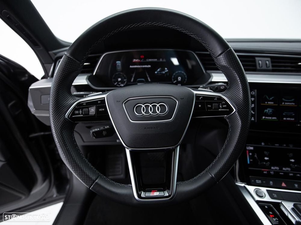 Audi e-tron 55 quattro S line - 22