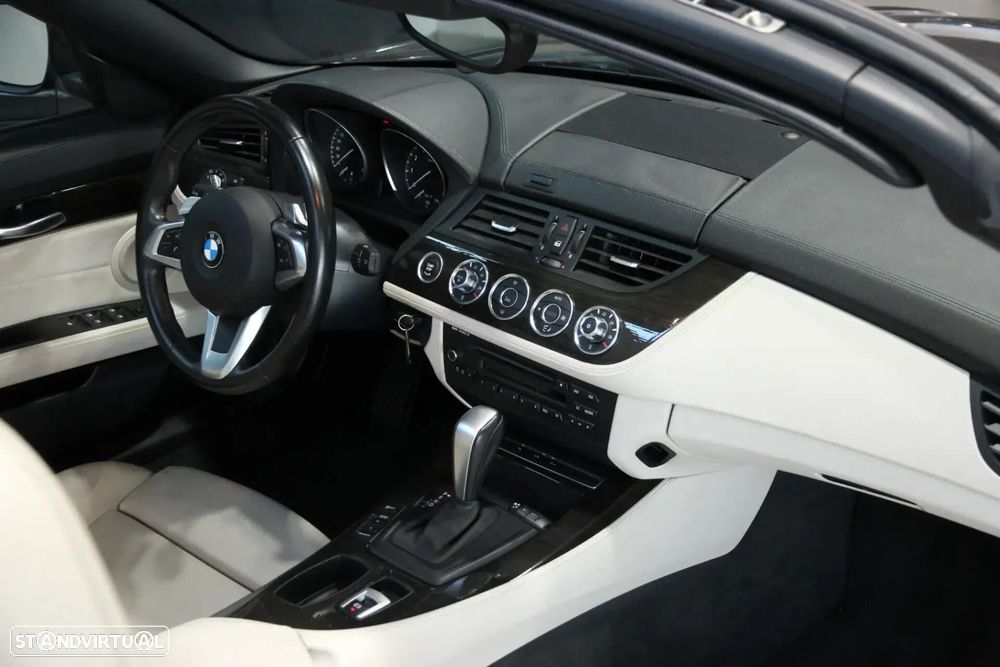 BMW Z4 23 i Auto - 4