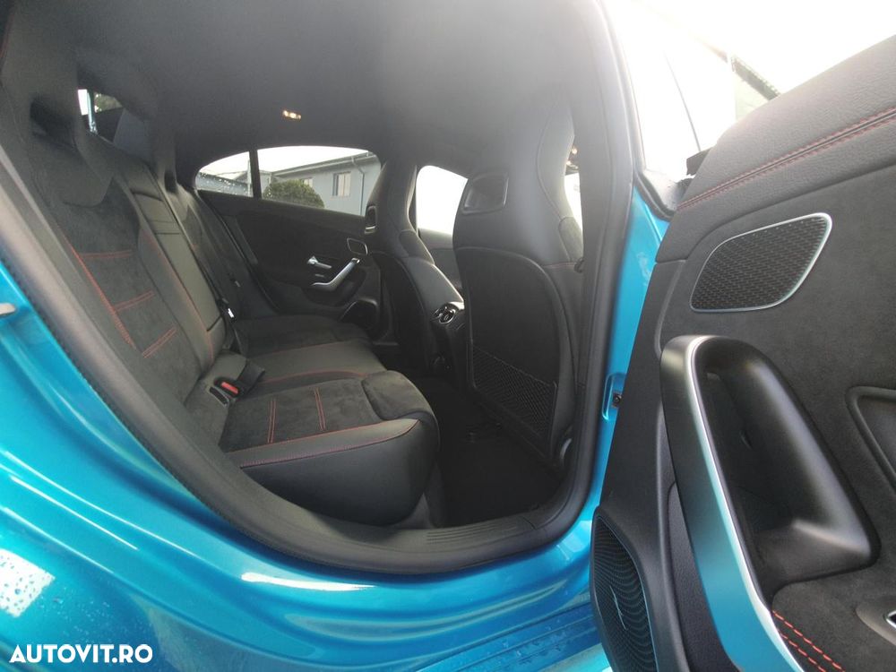 Mercedes-Benz CLA 250 MHEV 4MATIC Coupe - 14