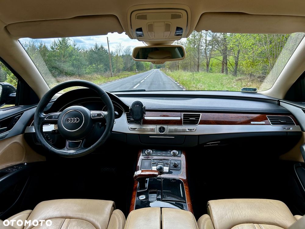 Audi A8 - 17