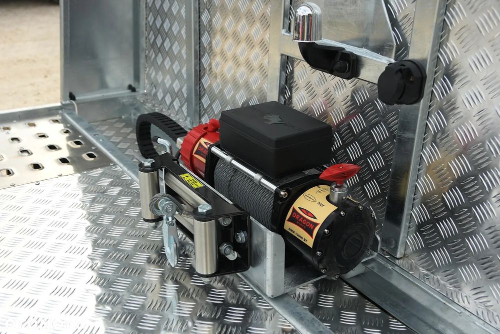 Iveco DAILY 35-180 * AUTOLAWETA * BOGATA * WYJĄTKOWO ZADBANA! - 31