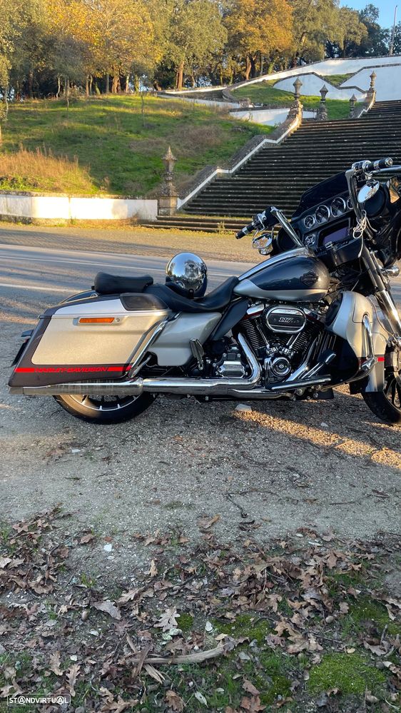 Harley-Davidson FLHXS STREET GLIDE CVO - 2