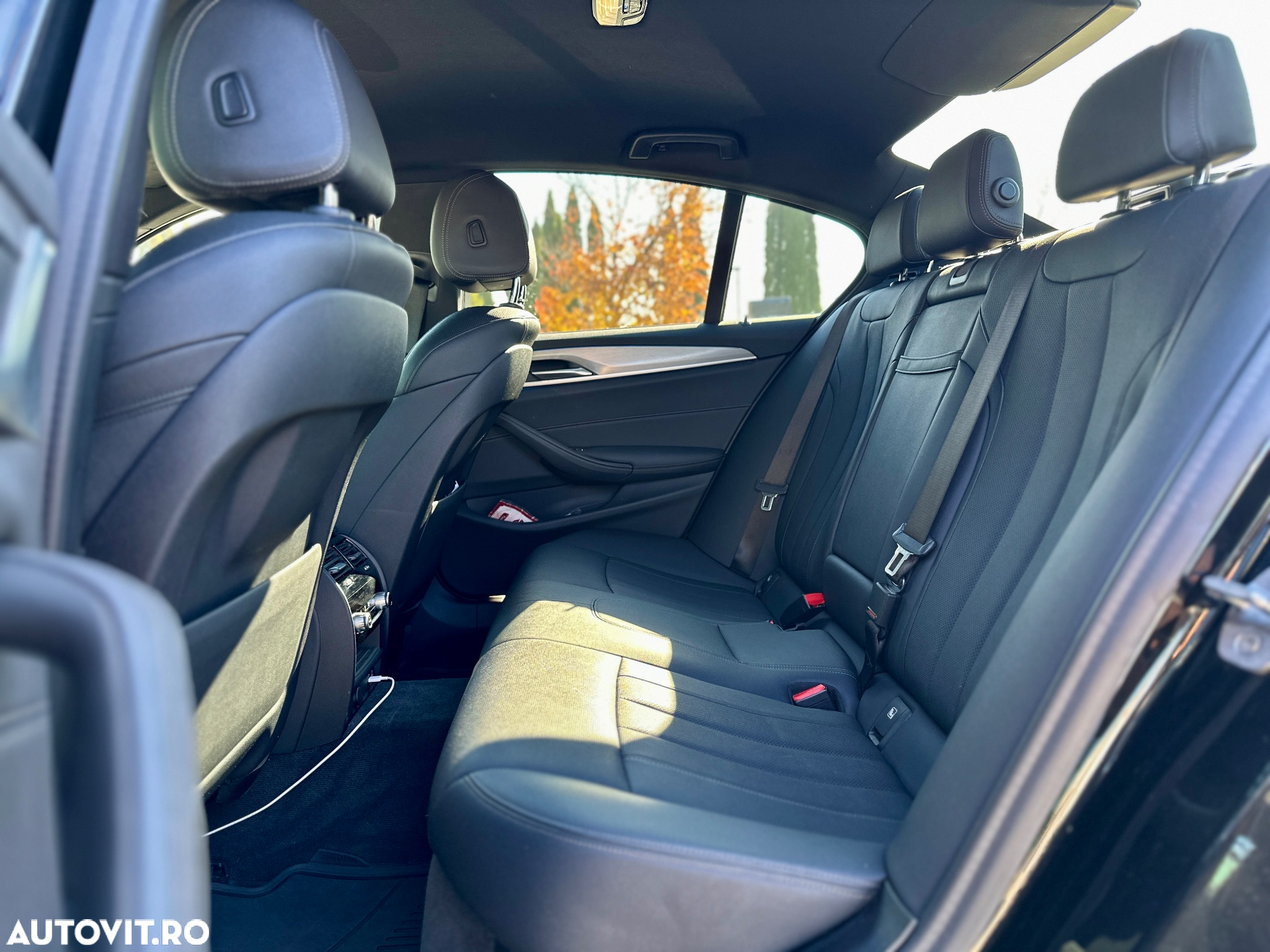 BMW Seria 5 530e xDrive AT PHEV - 11
