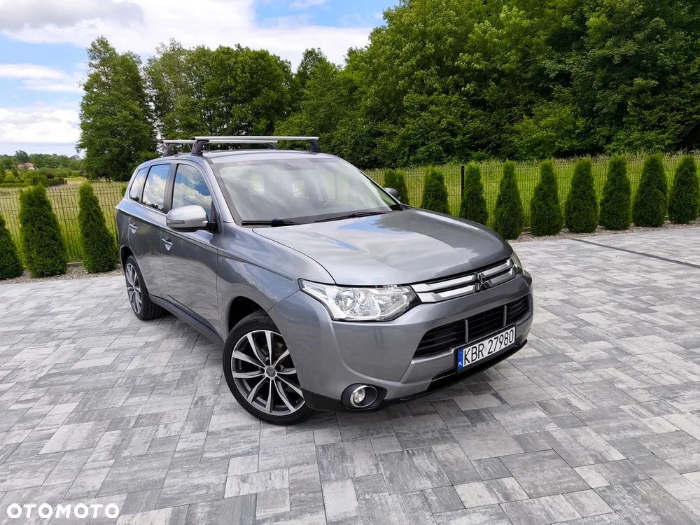 Mitsubishi Outlander 2.0 Intense 2WD - 37