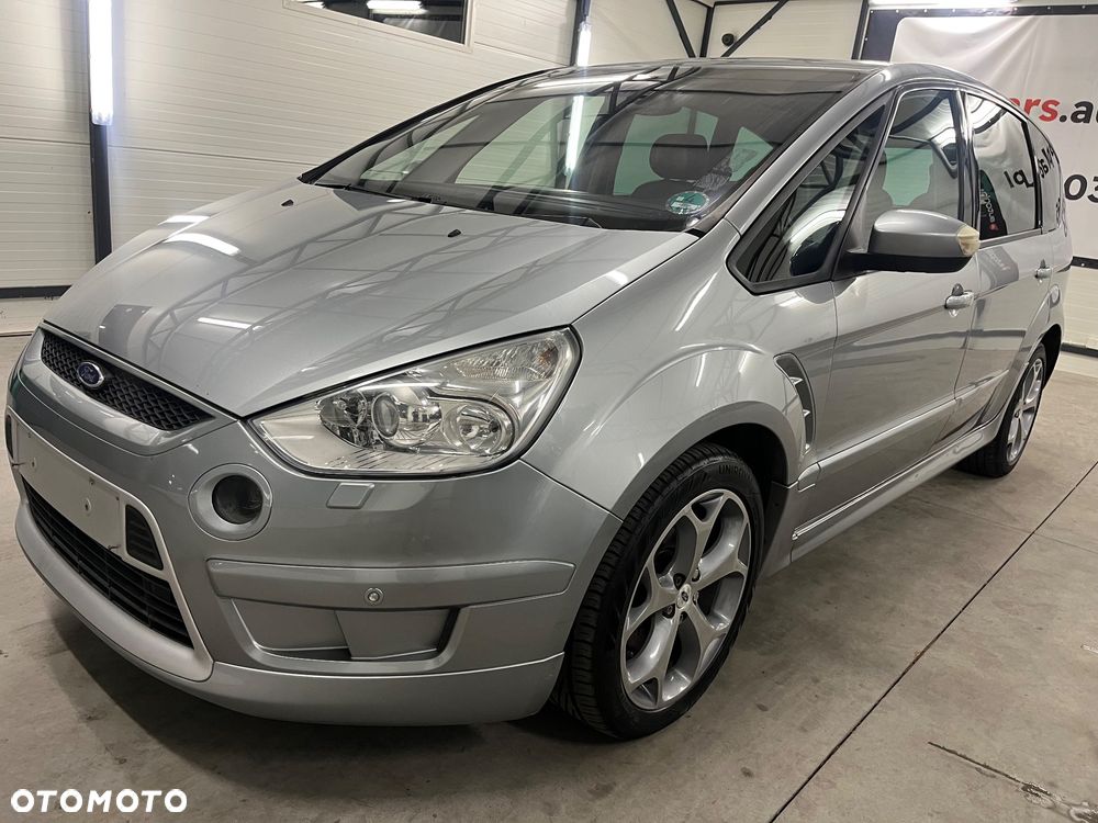 Ford S-Max - 24