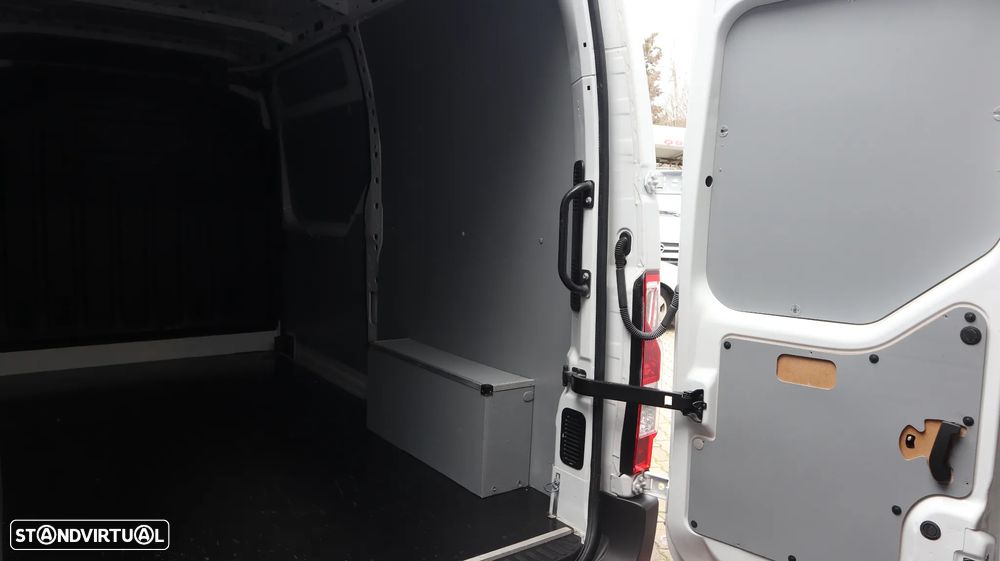 Renault Master 2.3 dCi 130 L2H2 GPS - 8