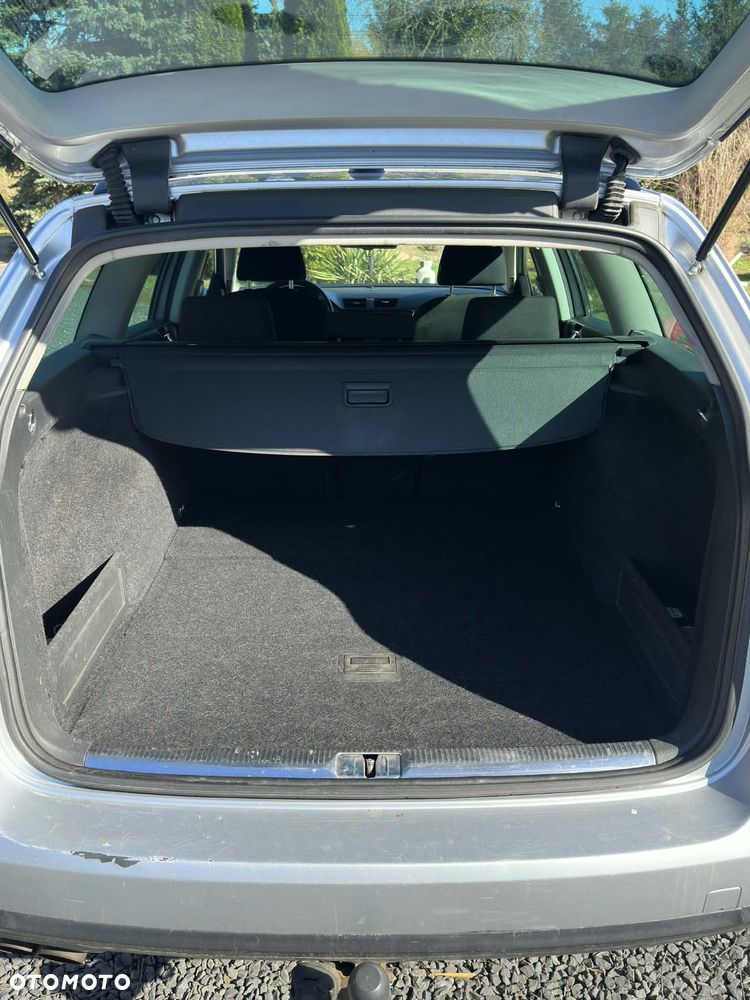 Volkswagen Passat - 5