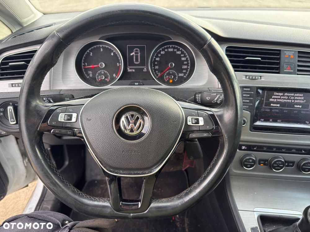Volkswagen Golf Variant - 12