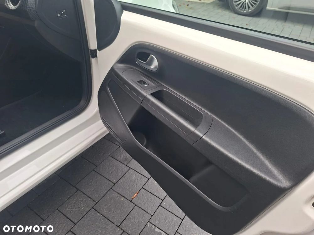 Volkswagen up! 1.0 move Perfectline - 7