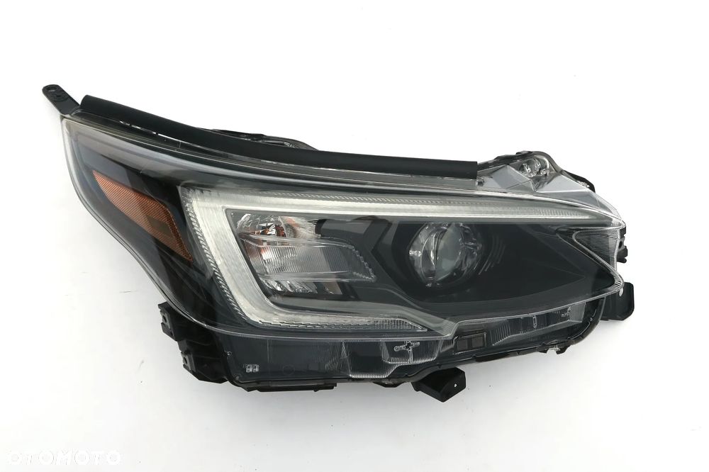 SUBARU OUTBACK USA 2020 - 2022 reflektor PRAWY R LED 14 PIN ORYGINAŁ OE - 1