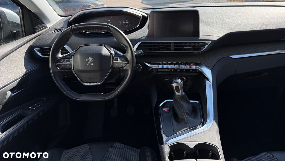 Peugeot 3008 1.2 PureTech Allure S&S - 21