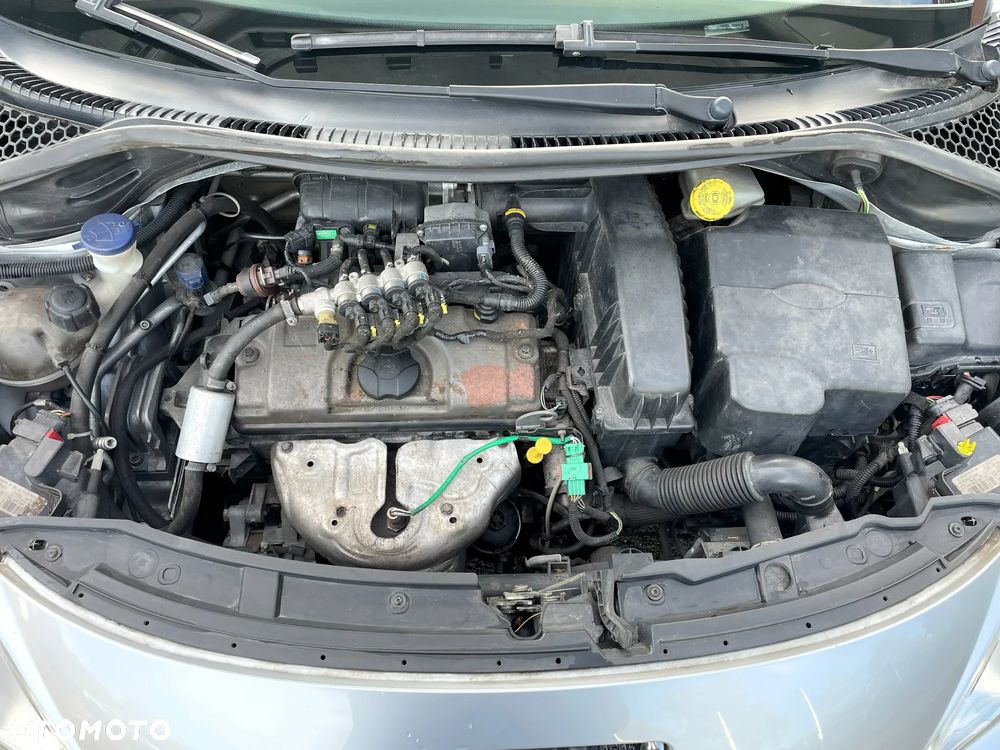 Peugeot 207 1.4 Presence - 13