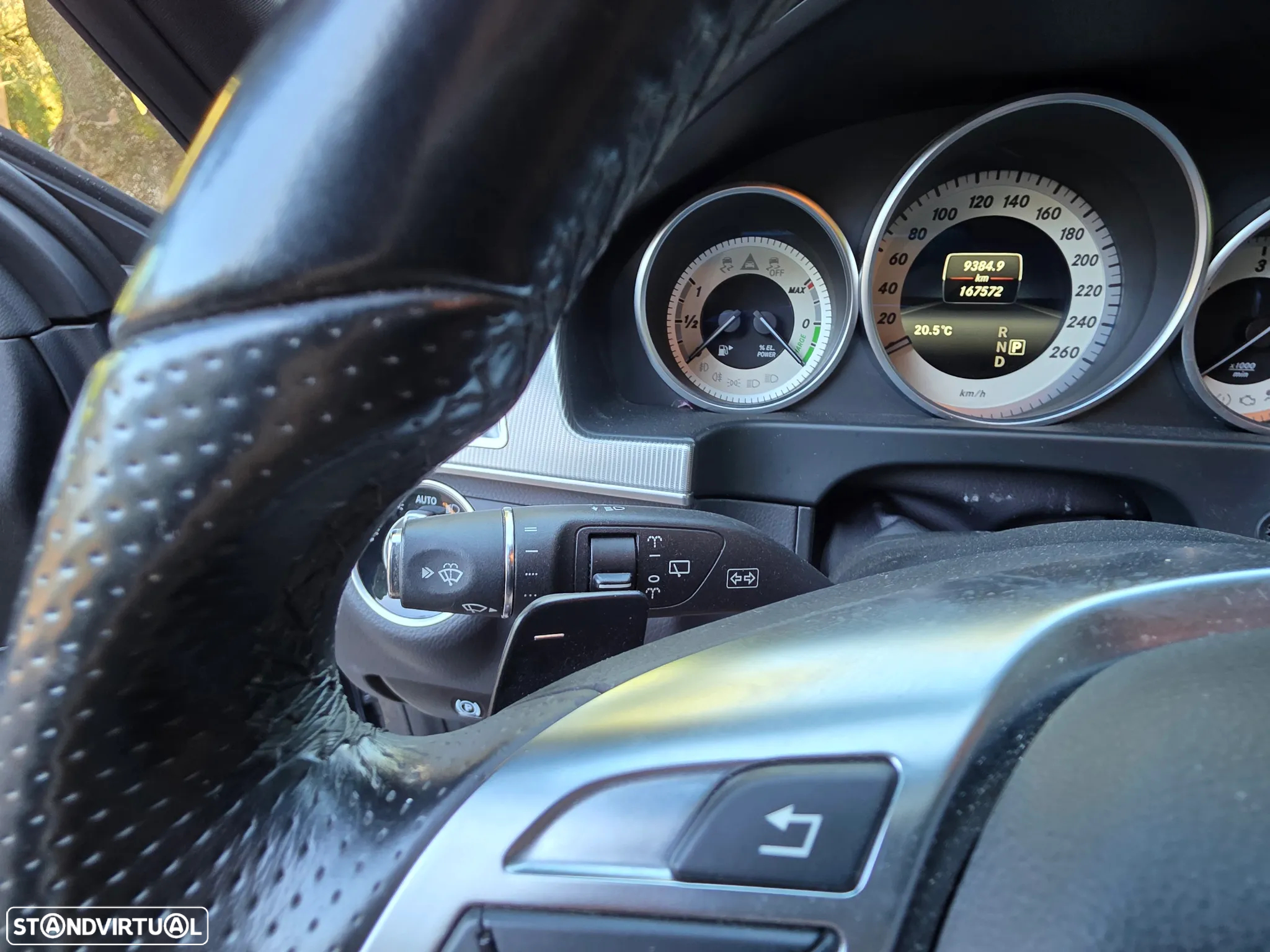 Mercedes-Benz E 300 Bluetec Hybrid Avantgarde - 19