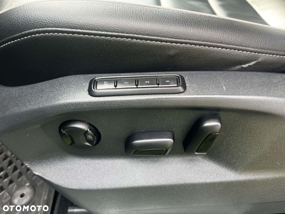 Volkswagen Tiguan Allspace 2.0 TDI SCR 4Motion DSG R-Line - 13