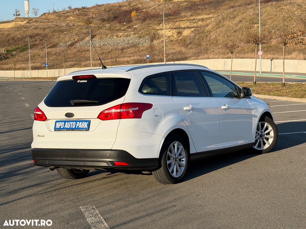 Ford Focus 1.5 TDCi DPF Start-Stopp-System Titanium - 12