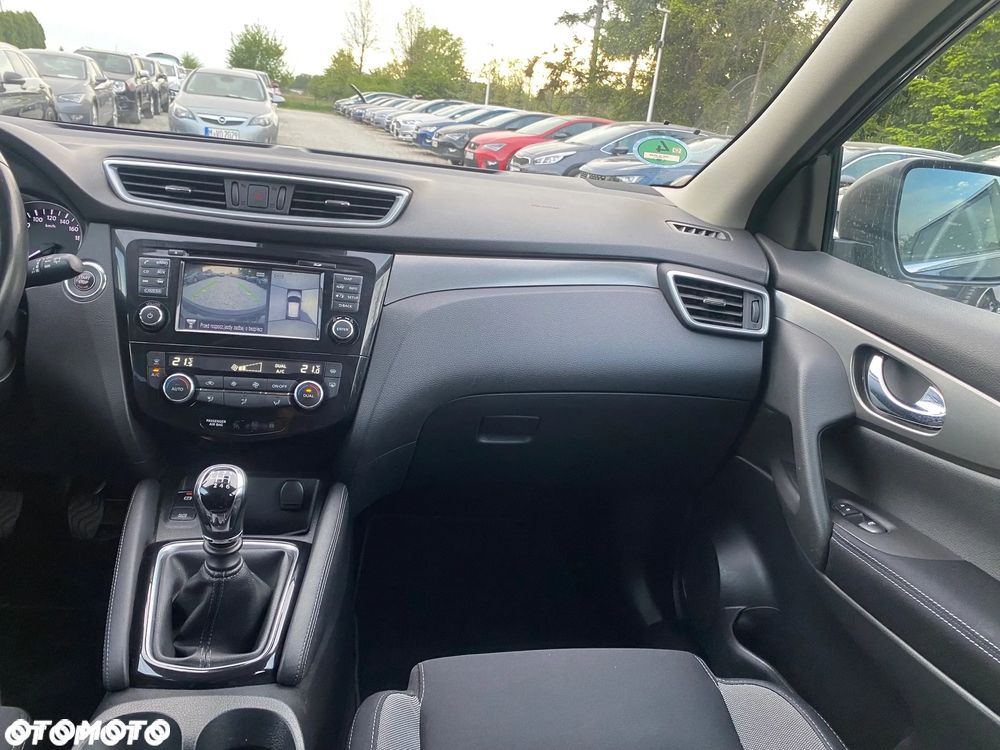 Nissan Qashqai 1.6 DIG-T N-Tec - 33