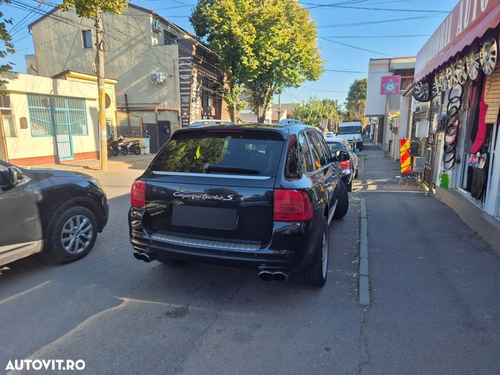 Porsche Cayenne Turbo S Aut - 6