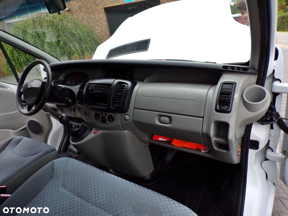 Renault TRAFIC LONG - 16