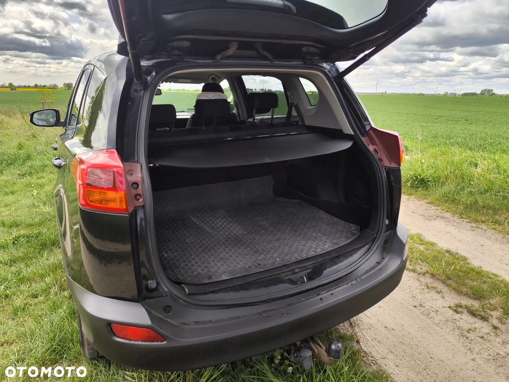 Toyota RAV4 2.0 D-4D Active - 12