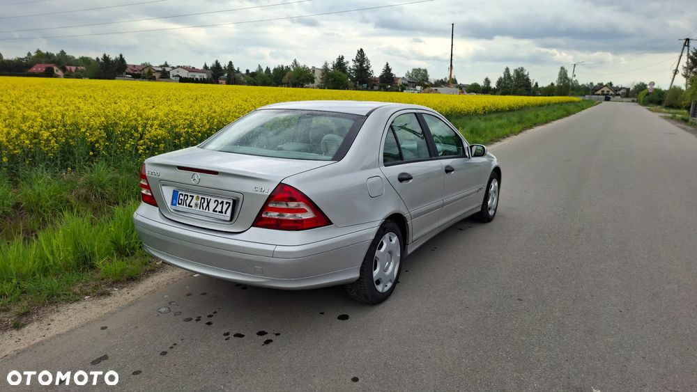 Mercedes-Benz Klasa C - 2