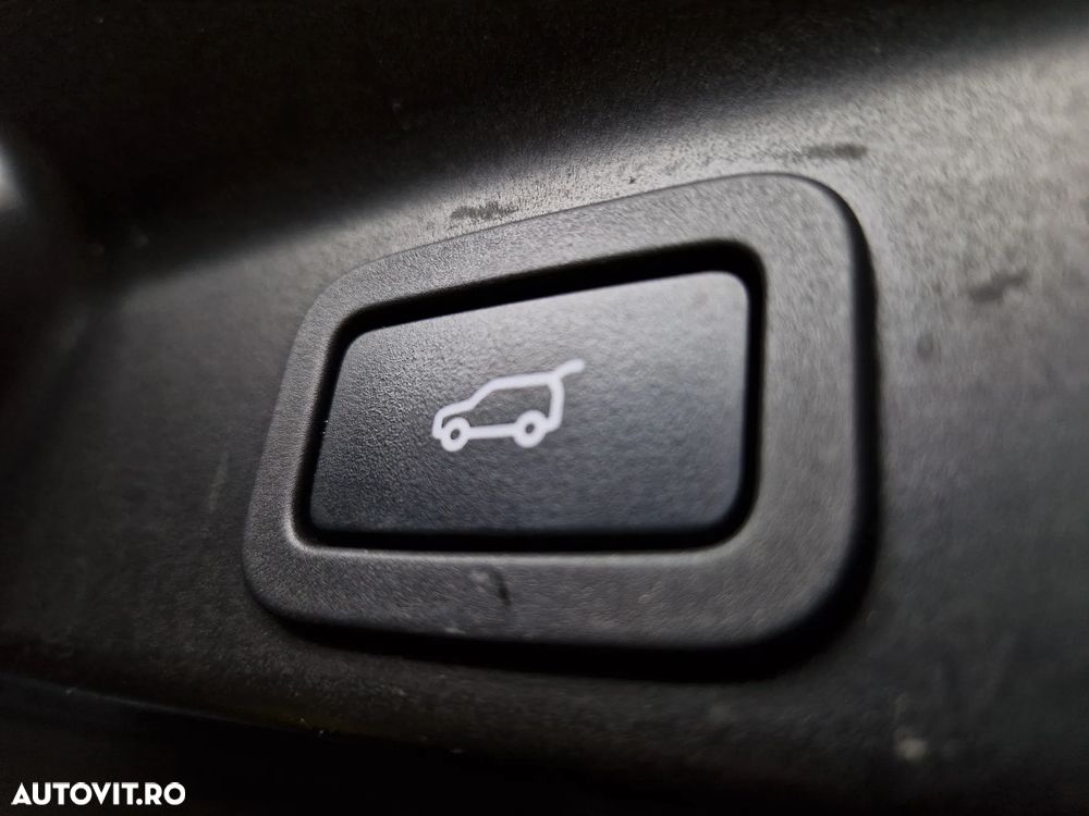 Jaguar F-Pace 20d AWD Aut. Prestige - 33