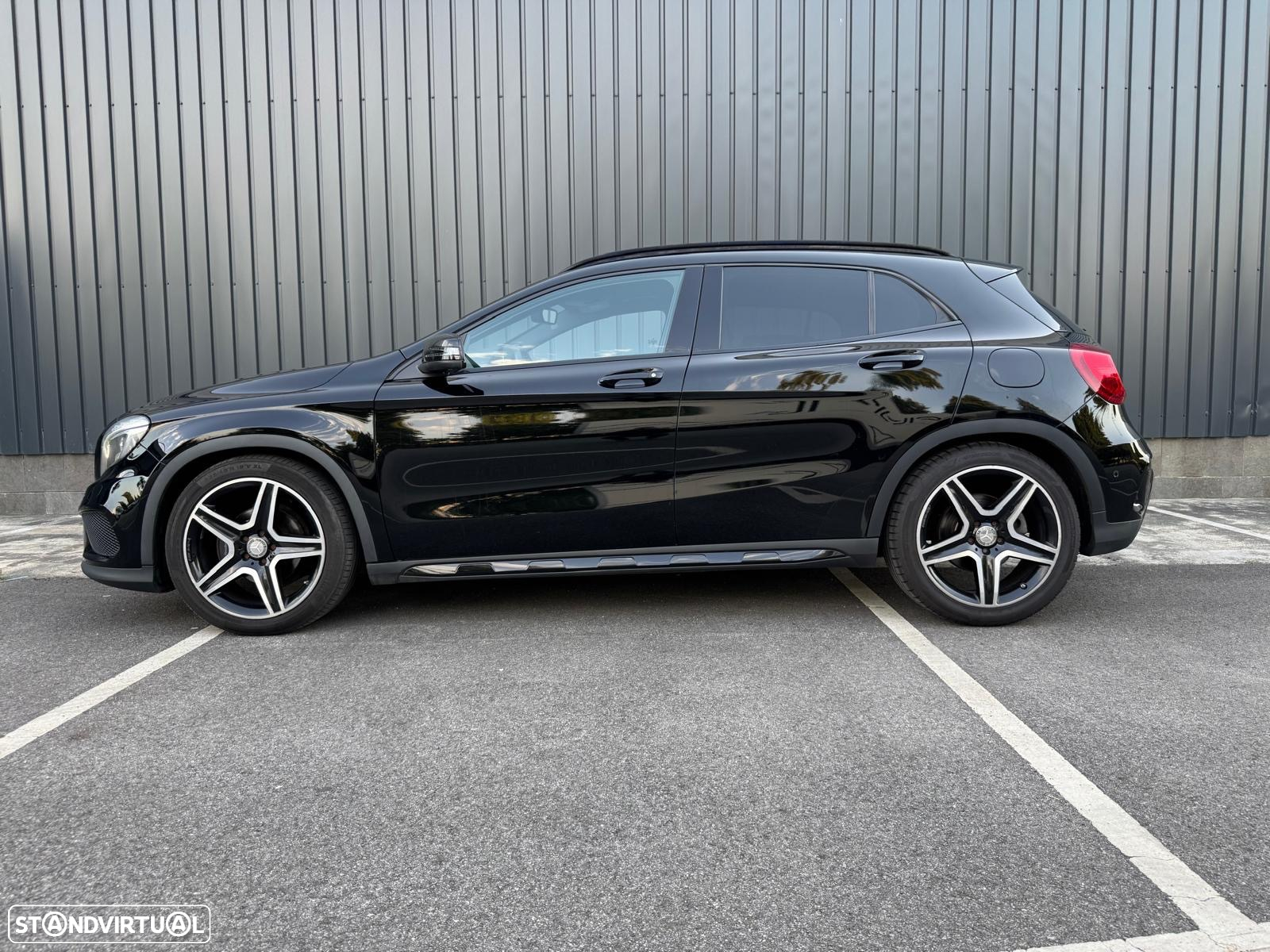 Mercedes-Benz GLA 200 (CDI) d 4Matic 7G-DCT AMG Line - 2