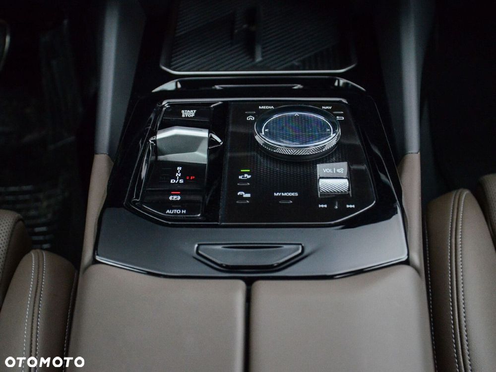 BMW Seria 5 - 33