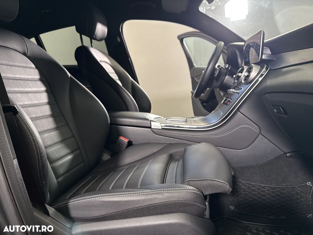 Mercedes-Benz GLC Coupe 200 4MATIC MHEV - 12