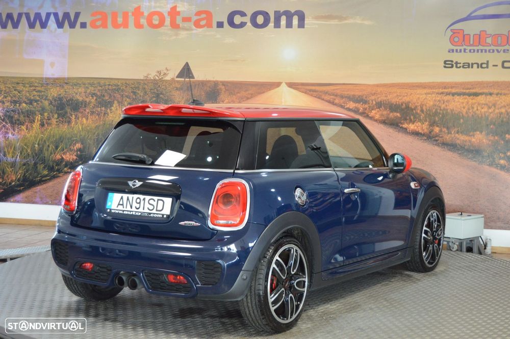 MINI 3 Portas John Cooper Works Auto Desportiva - 5