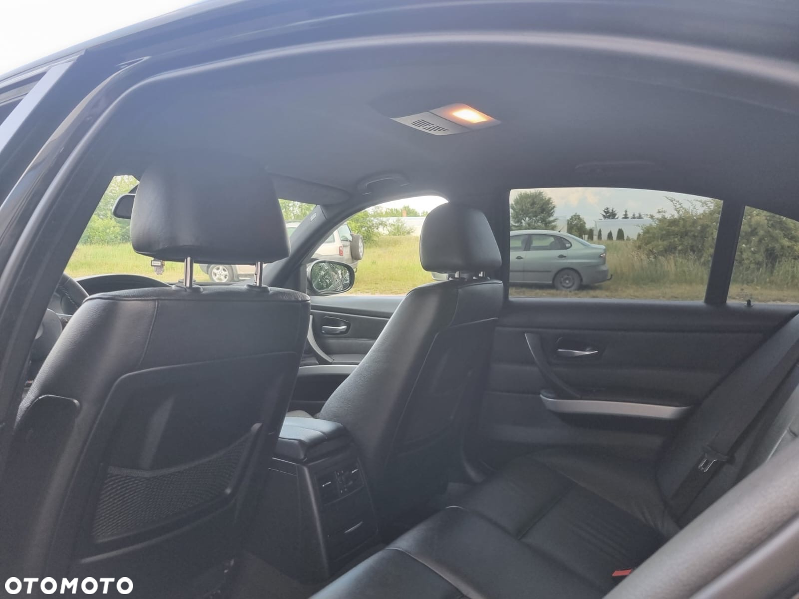 BMW Seria 3 - 16