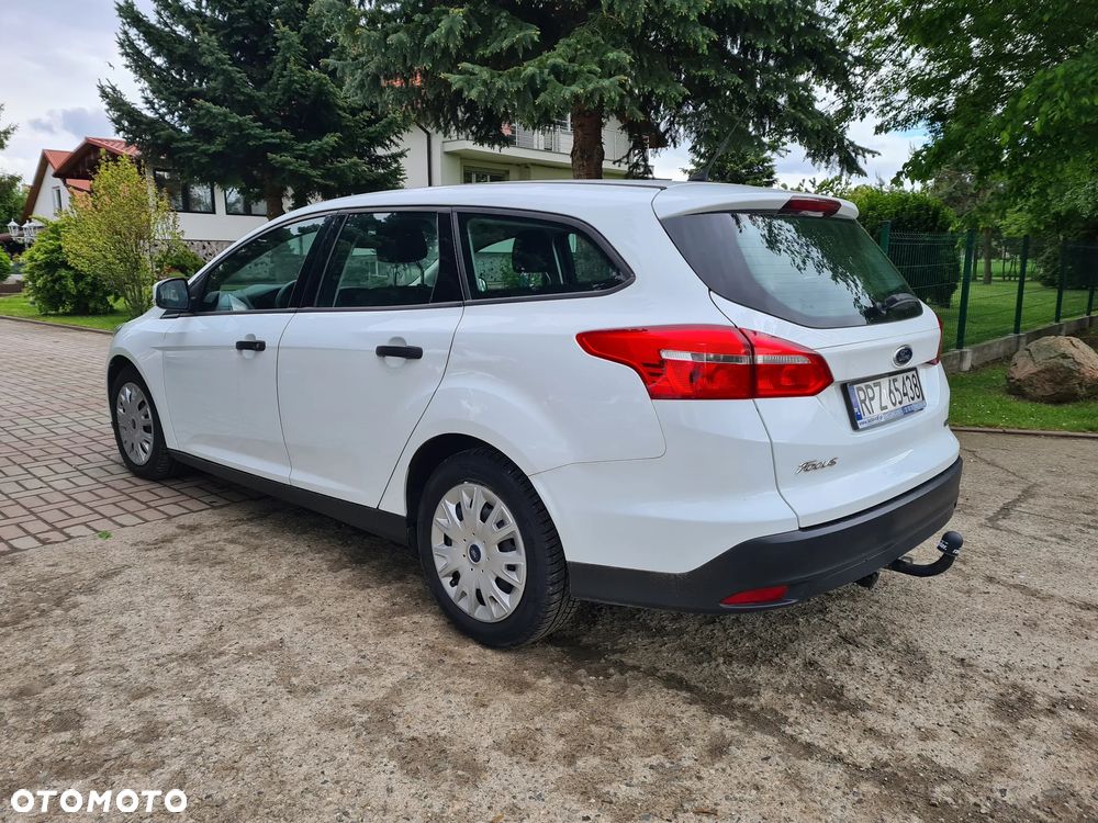 Ford Focus - 16