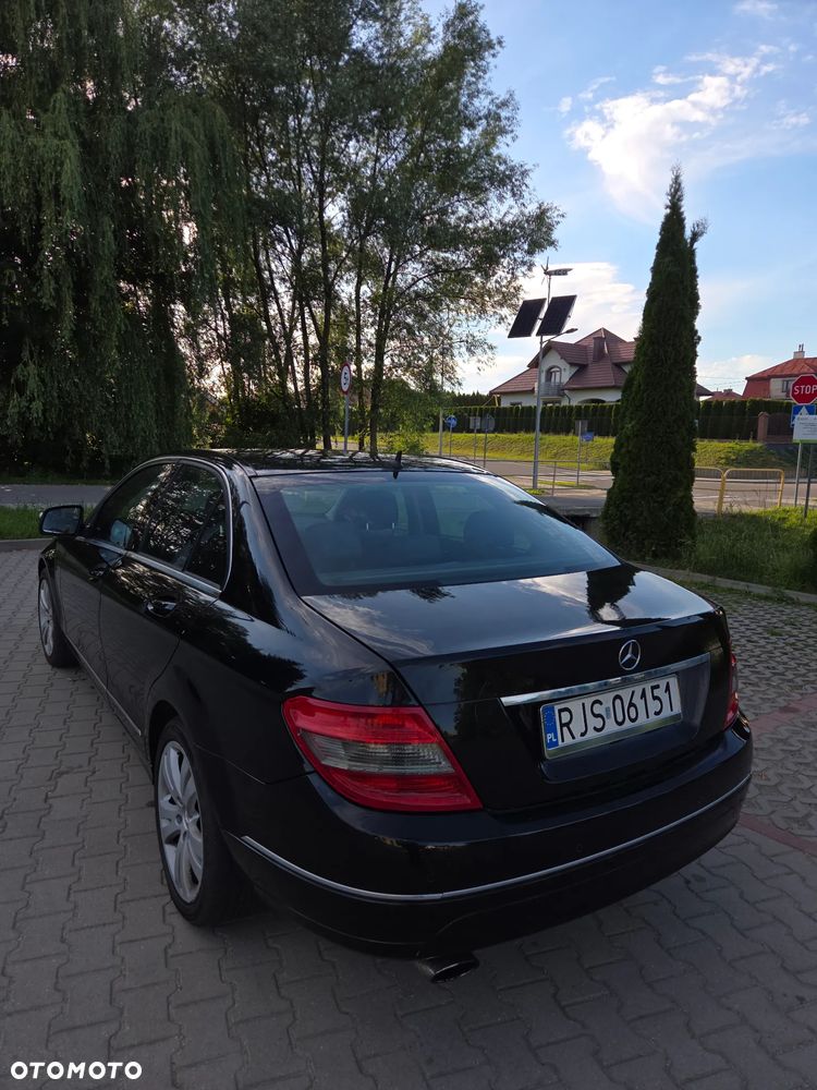 Mercedes-Benz Klasa C 220 CDI DPF Automatik Avantgarde - 4