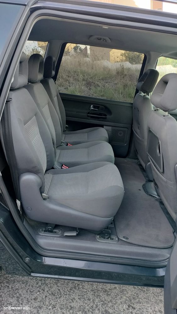 SEAT Alhambra - 12