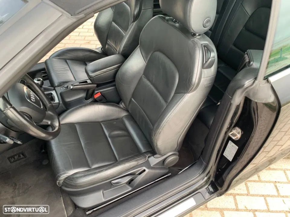 Audi A3 Cabrio 1.6 TDi DPF Attraction - 21