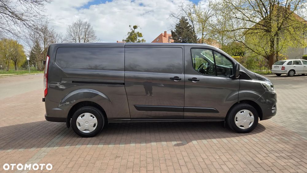 Ford Transit Custom - 8