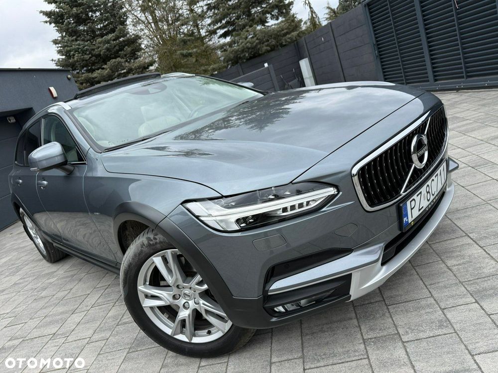 Volvo V90 Cross Country T5 AWD Pro - 2