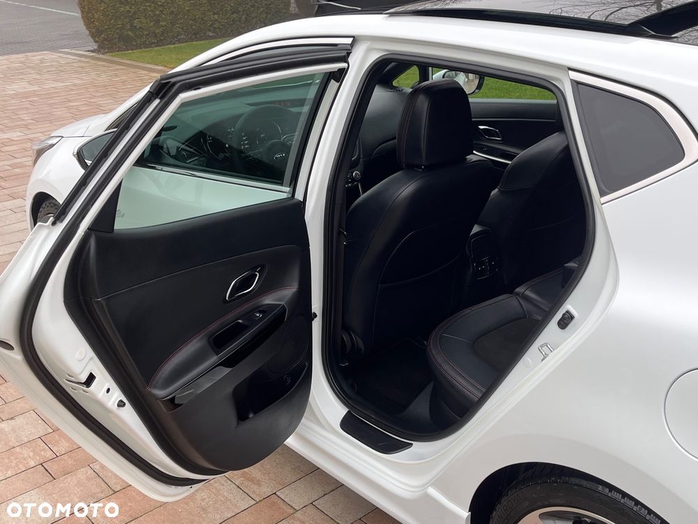 Kia Ceed 1.6 T-GDI GT-Challenge - 32