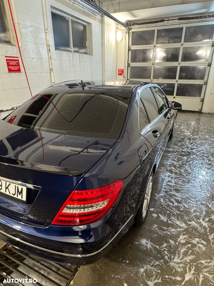 Mercedes-Benz C 180 CGI Automatik BlueEFFICIENCY Avantgarde - 13