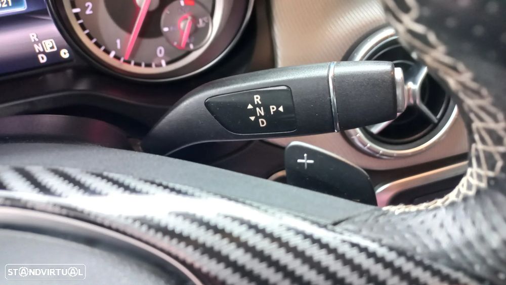 Mercedes-Benz CLA 200 d 7G-DCT Urban - 17