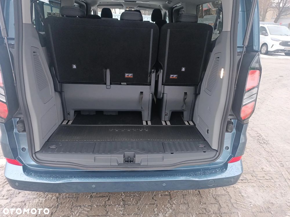 Ford Tourneo Custom 2.0 EcoBlue L2 Titanium - 31