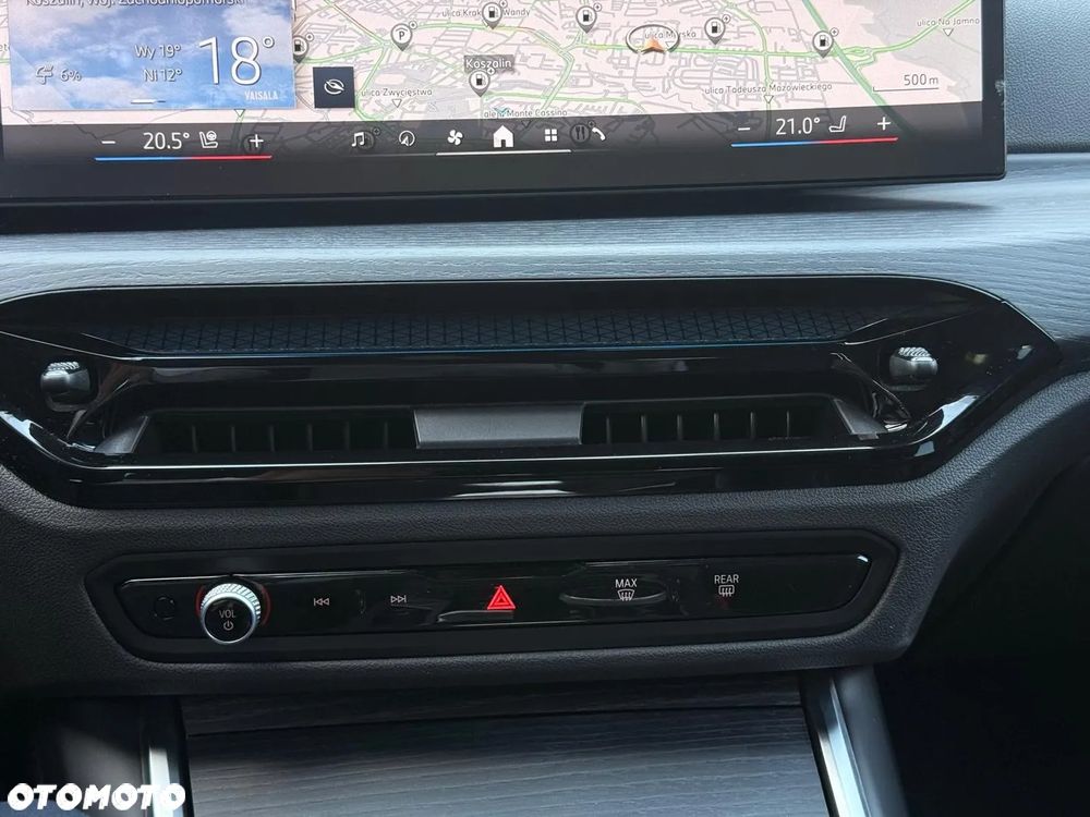 BMW Seria 3 330i xDrive M Sport sport - 17
