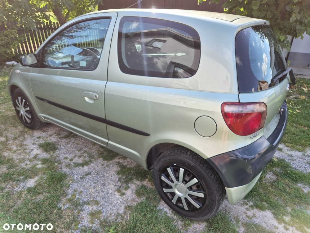Toyota Yaris - 3