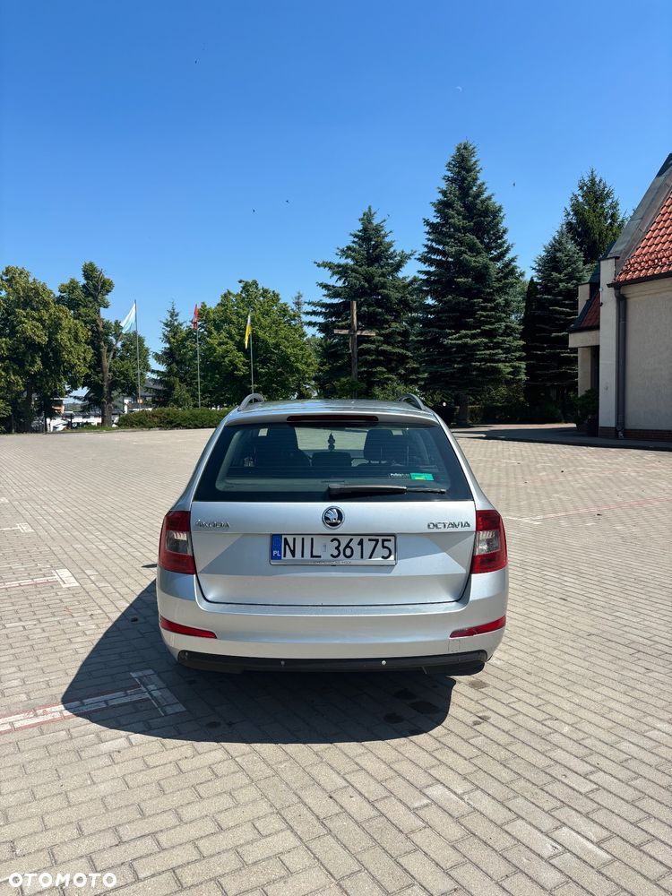 Skoda Octavia 1.4 TSI Ambition - 8