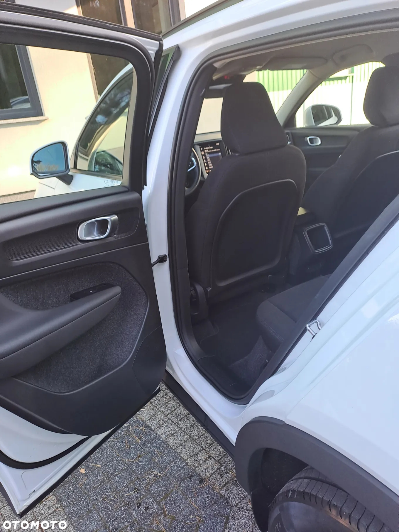 Volvo XC 40 T3 Momentum Core - 19