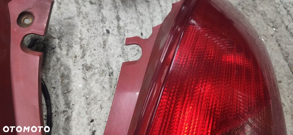 KR LAMPA PRAWY TYŁ SUZUKI SWIFT MK VI 6 05- 3 D 3D - 4