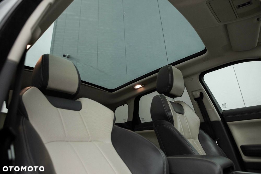 Land Rover Range Rover Evoque - 26