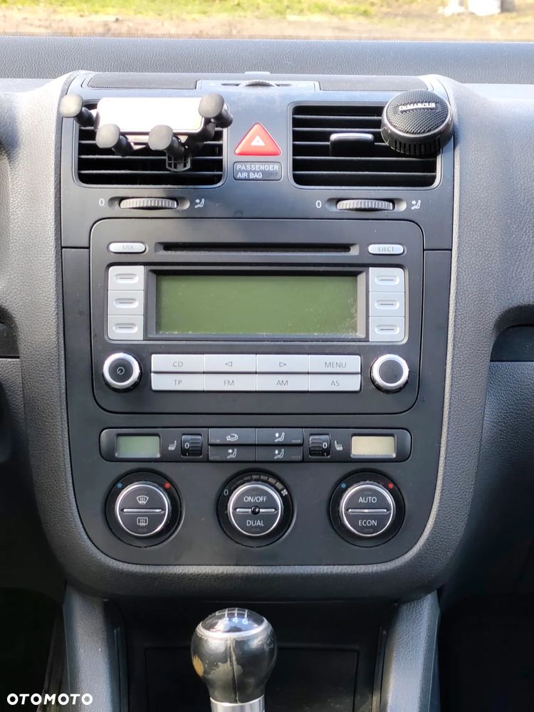 Volkswagen Golf 1.4 TSI GT - 5