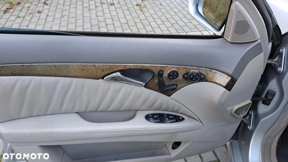 Mercedes-Benz Klasa E 320 CDI 4-Matic Avantgarde - 11