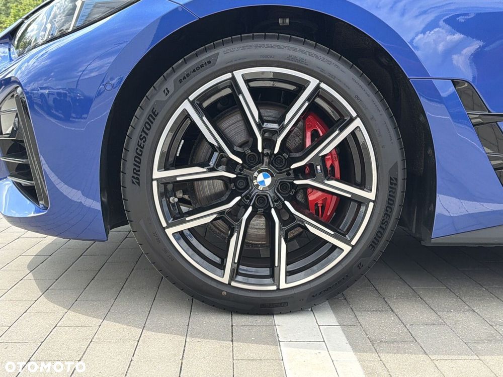 BMW Seria 4 2025 photo 4